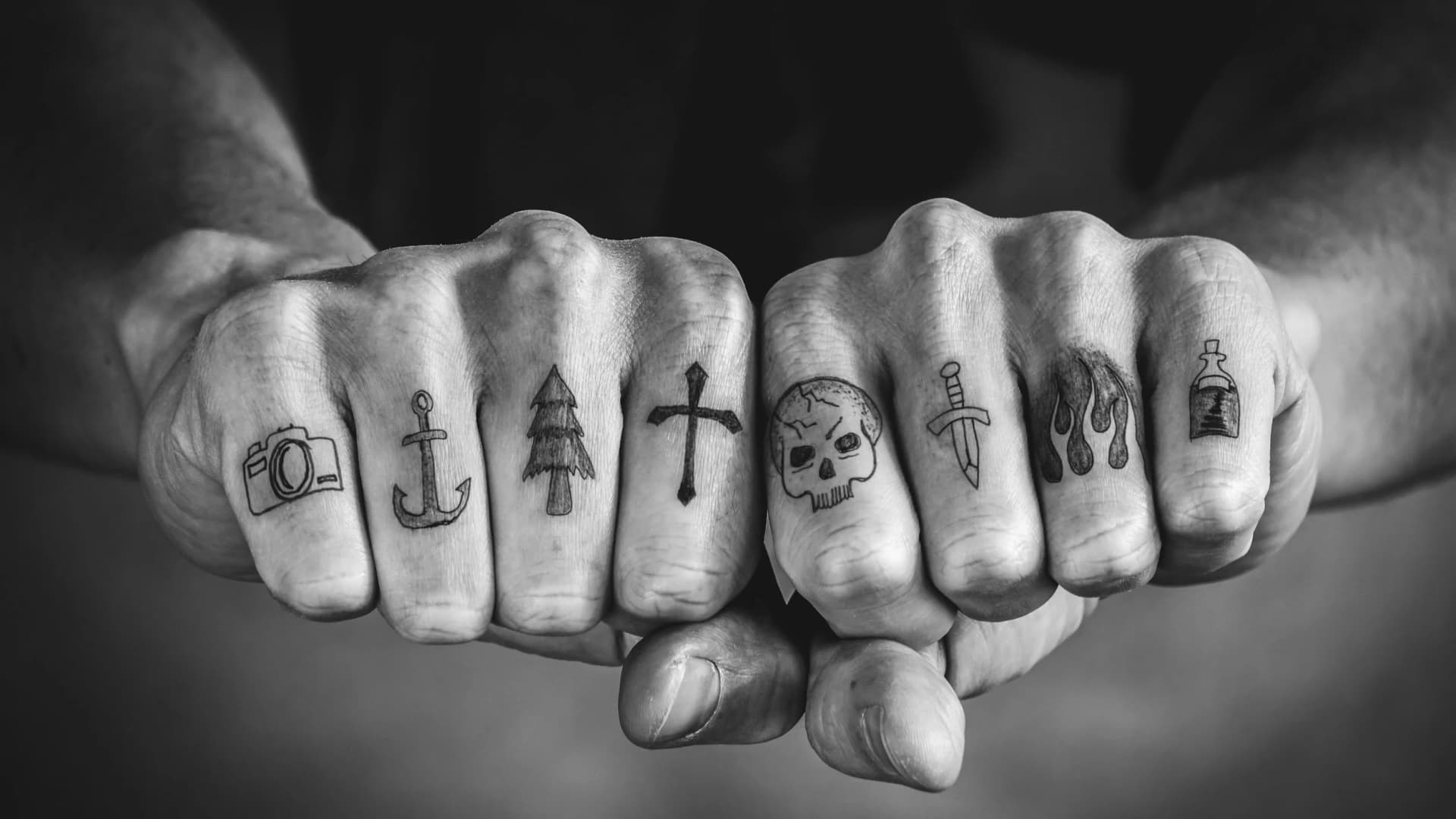 Hand Tattoos: Meaningful Designs & Lasting Appeal