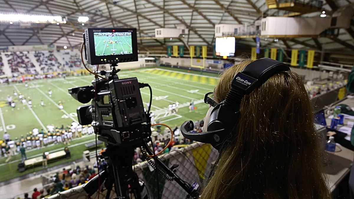 스마트폰에서 편안하게 시청하는 스포츠 고화질 중계