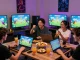 ROKOK88 virtual bird-catching game night with friends enjoying casual gaming fun.